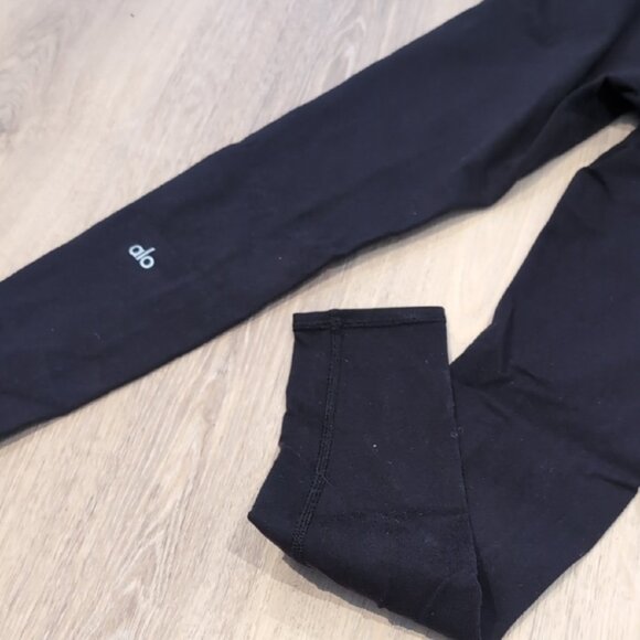 ALO Yoga Black Leggings Size Small - Picture 7 of 8